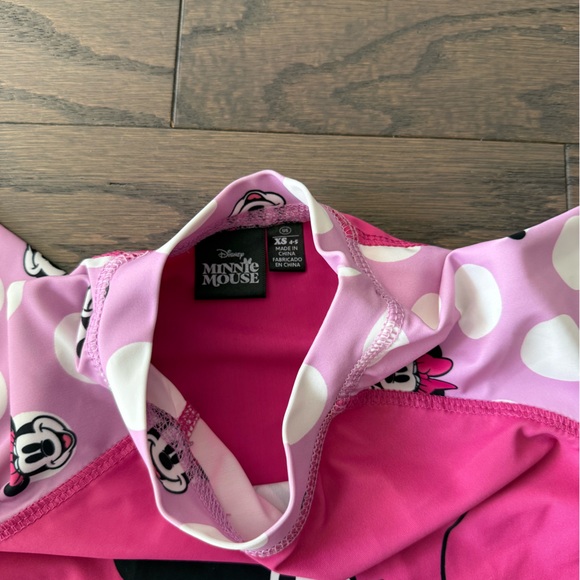 Disney Minnie Mouse Girls Swim Set Rash Guard Bikini XS 4–5 pink - Picture 8 of 16